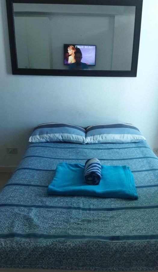 Sm Bicutan Rooms By M Manila Kültér fotó